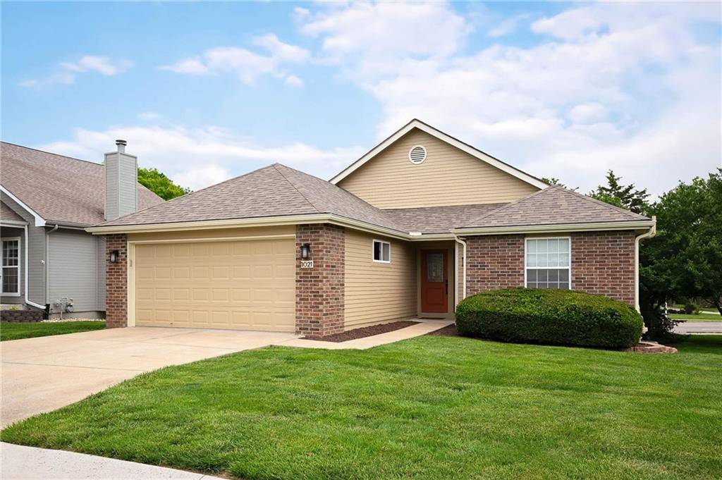 1021 SW 8TH ST, Lee's Summit, MO 64081