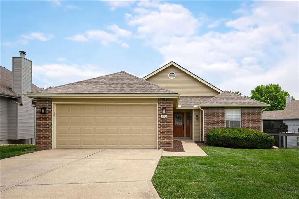 1021 SW 8TH ST, Lee's Summit, MO 64081