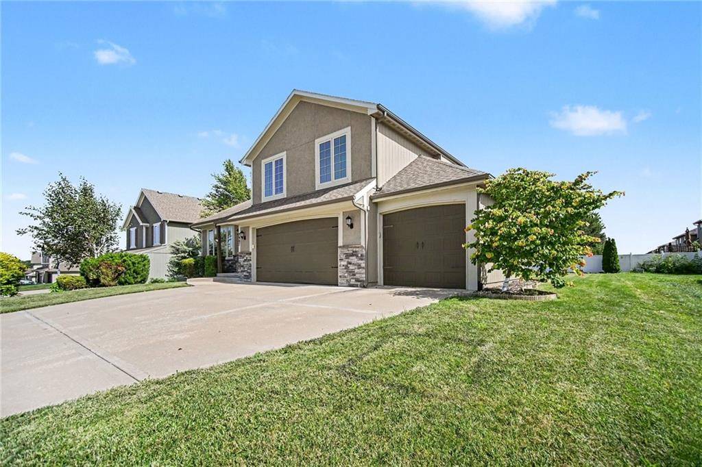 3907 NE 91 TER, Kansas City, MO 64156