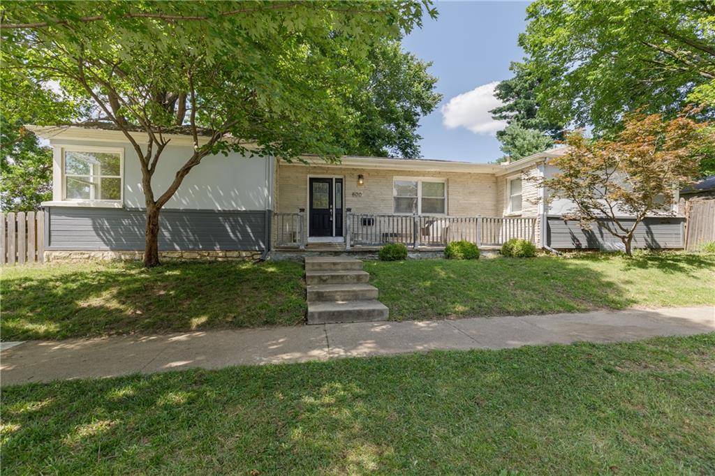 800 E 73rd ST, Kansas City, MO 64131