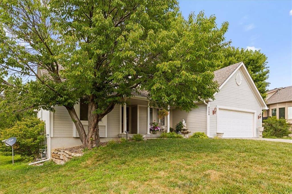 8308 NE 74Th TER, Kansas City, MO 64158