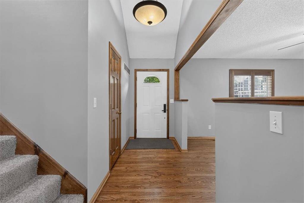 15624 W 81st ST, Lenexa, KS 66219