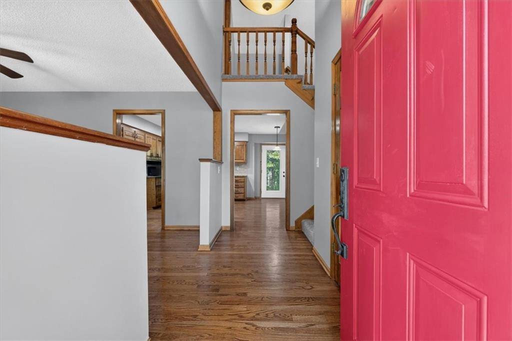 15624 W 81st ST, Lenexa, KS 66219