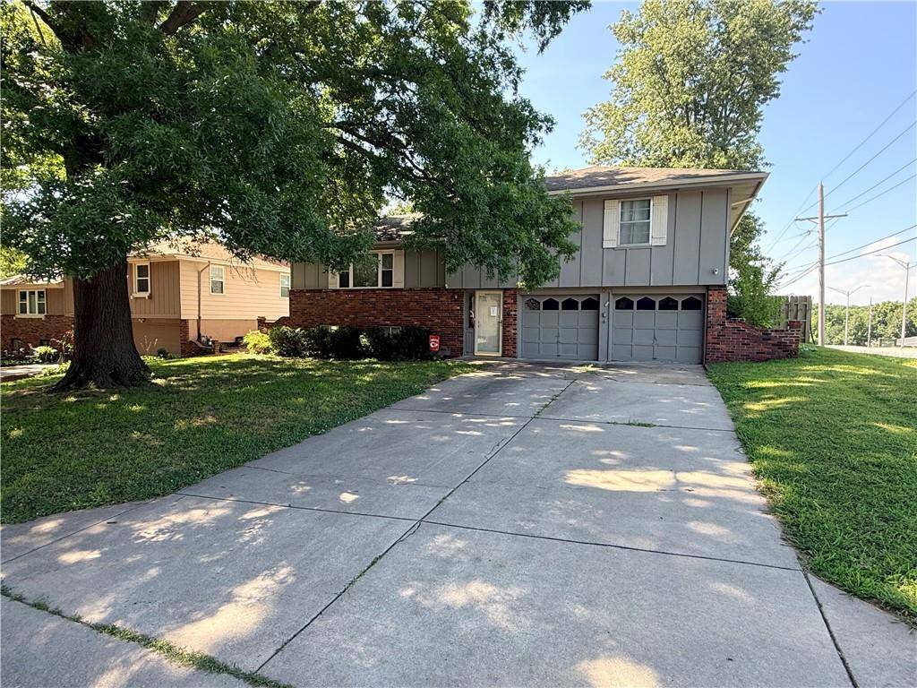 5001 NE 57TH TER, Kansas City, MO 64119