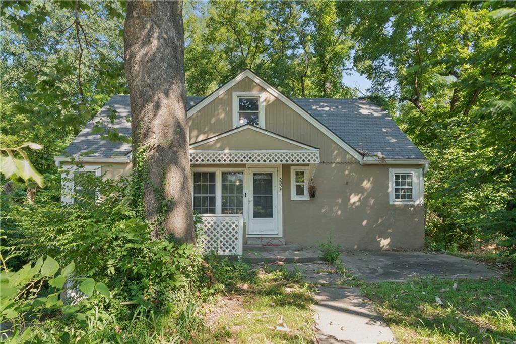 5234 NE Barnes AVE, Kansas City, MO 64119