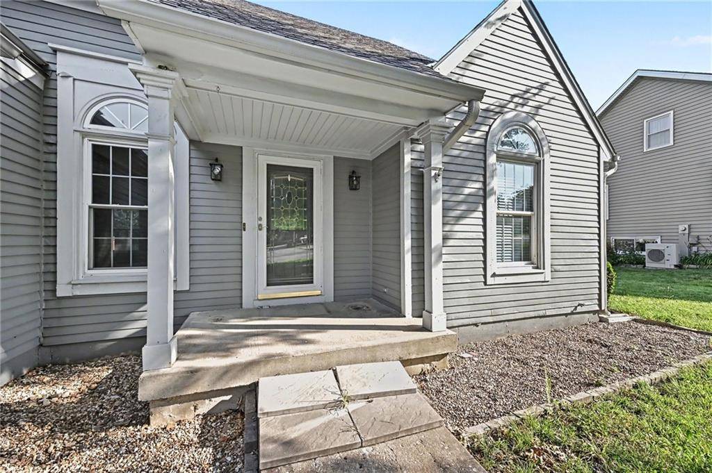 7216 NW 85th ST, Kansas City, MO 64153