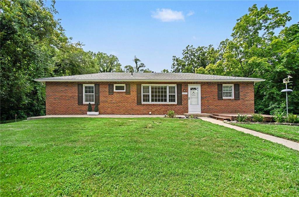 6600 NW Hamer DR, Kansas City, MO 64118