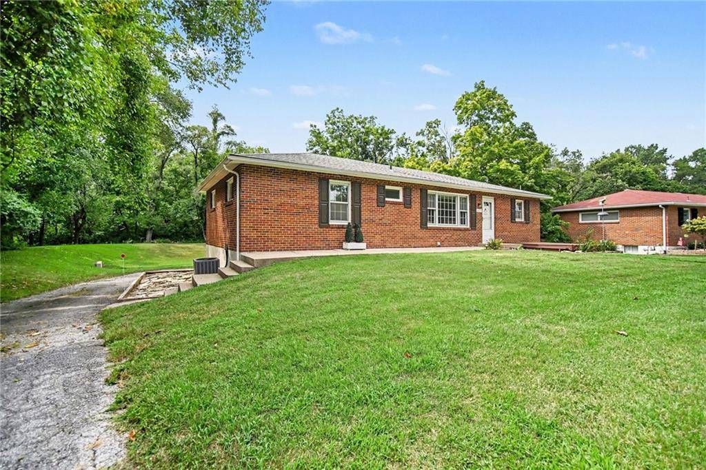 6600 NW Hamer DR, Kansas City, MO 64118