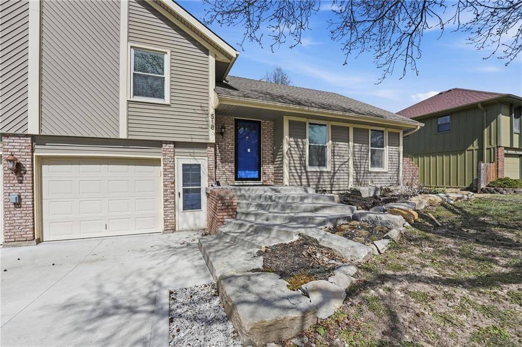 518 NW 65th TER, Kansas City, MO 64118