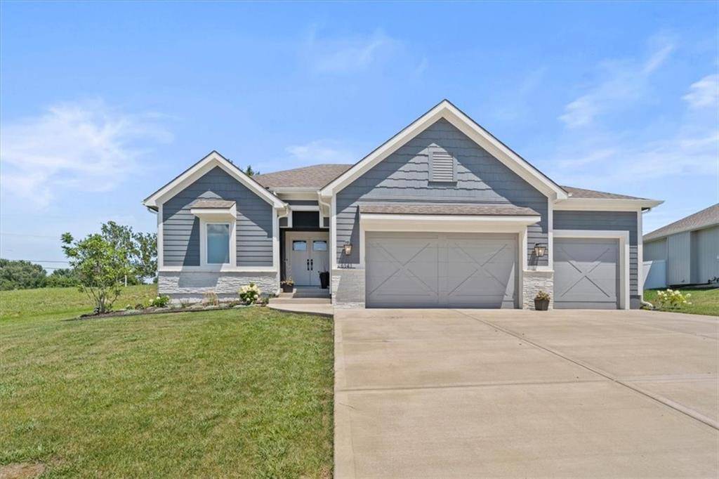 6141 N Chelsea AVE, Kansas City, MO 64119