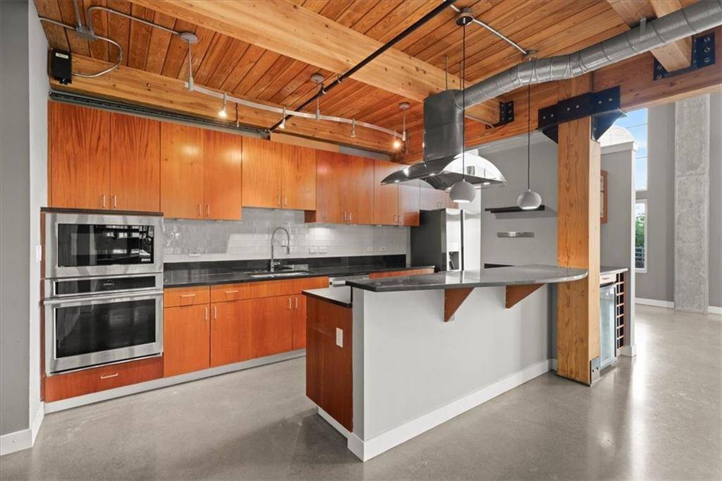 210 W 5th ST #101, Kansas City, MO 64105