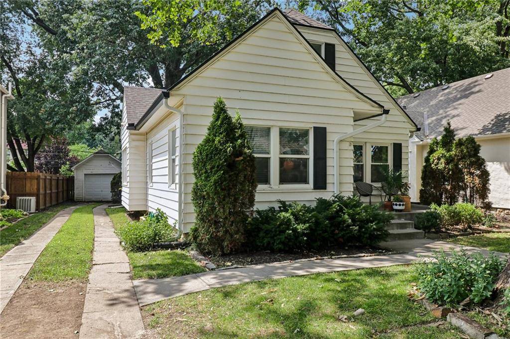 7524 Grand AVE, Kansas City, MO 64114