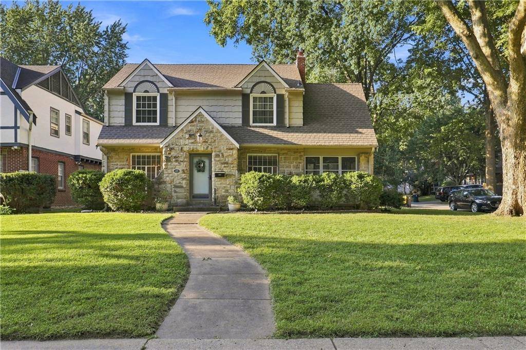601 E 74th ST, Kansas City, MO 64131