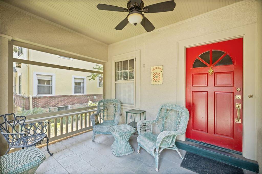 5532 Central ST, Kansas City, MO 64113
