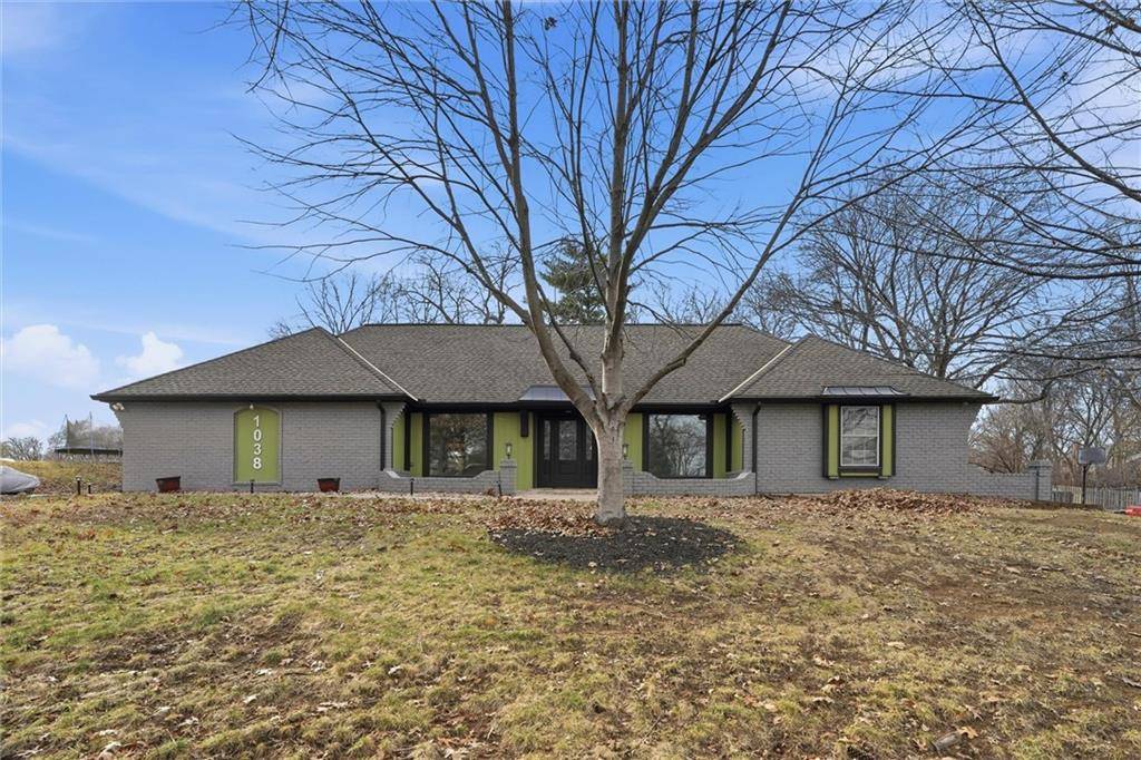 1038 N Woodland CT, Kansas City, MO 64118