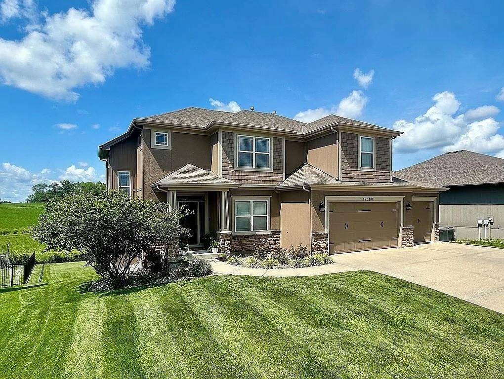 17380 NW 130th TER, Platte City, MO 64079