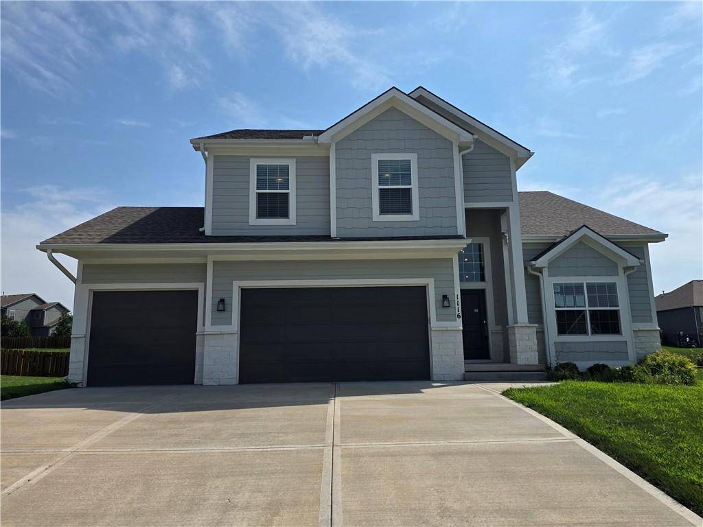 1116 SW Whispering Willow WAY, Blue Springs, MO 64064