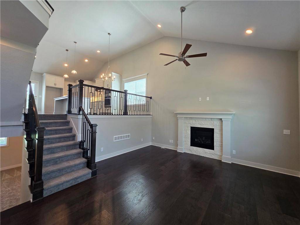 1116 SW Whispering Willow WAY, Blue Springs, MO 64064