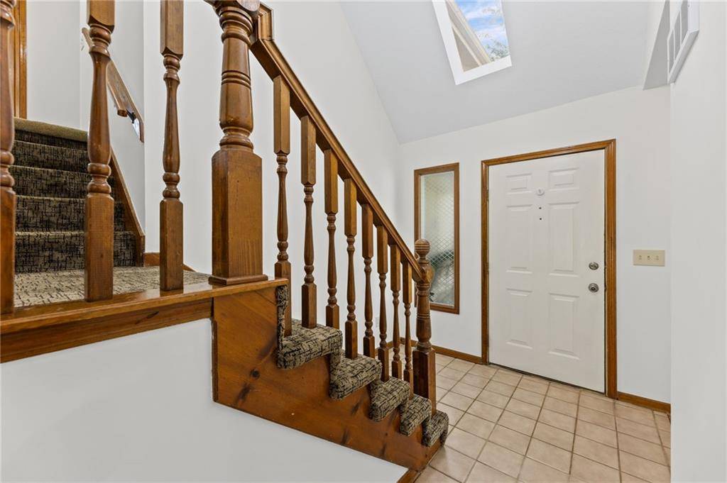 15620 143rd TER, Olathe, KS 66062