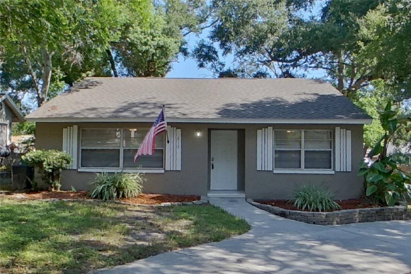 Address not disclosed, Tarpon Springs, FL 34689