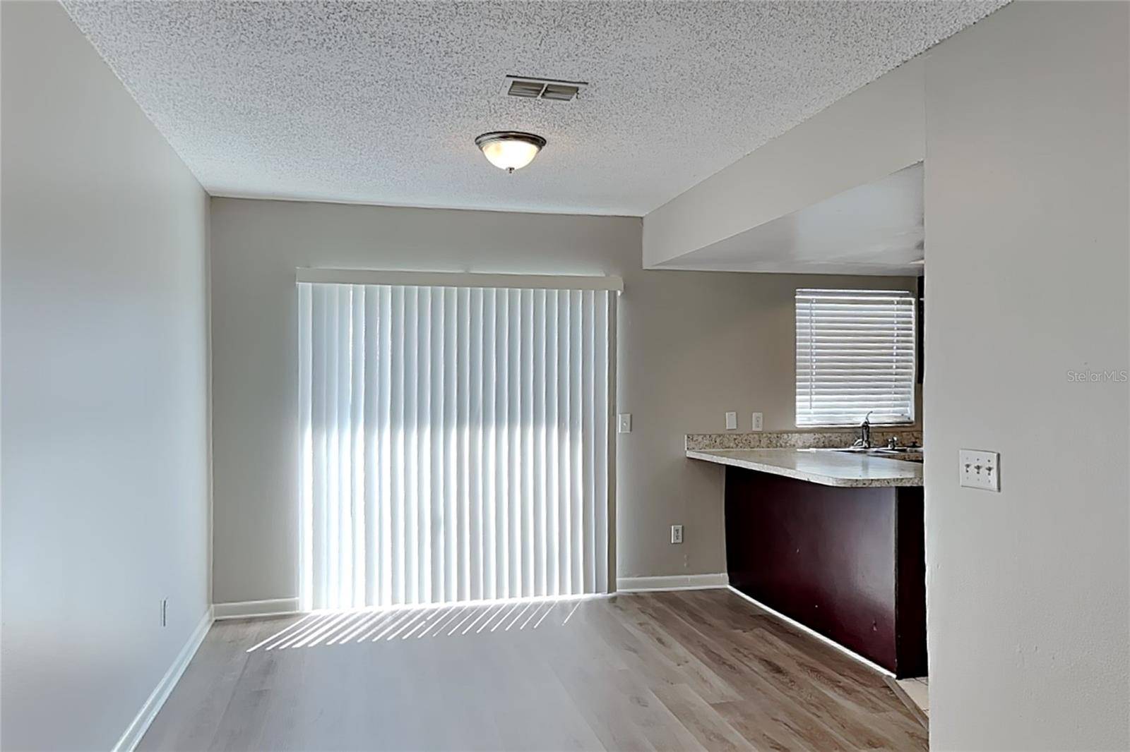 Address not disclosed, Valrico, FL 33594