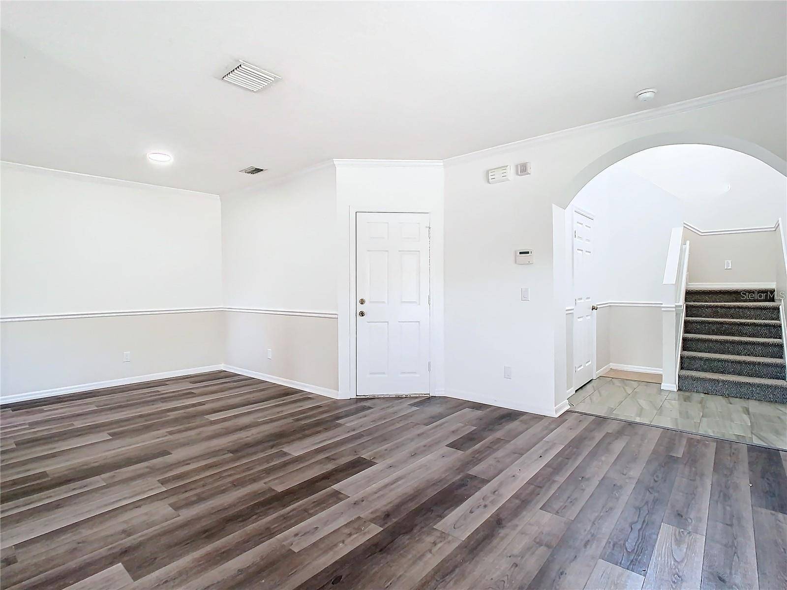 1019 BLACKWATER DR, Wesley Chapel, FL 33543