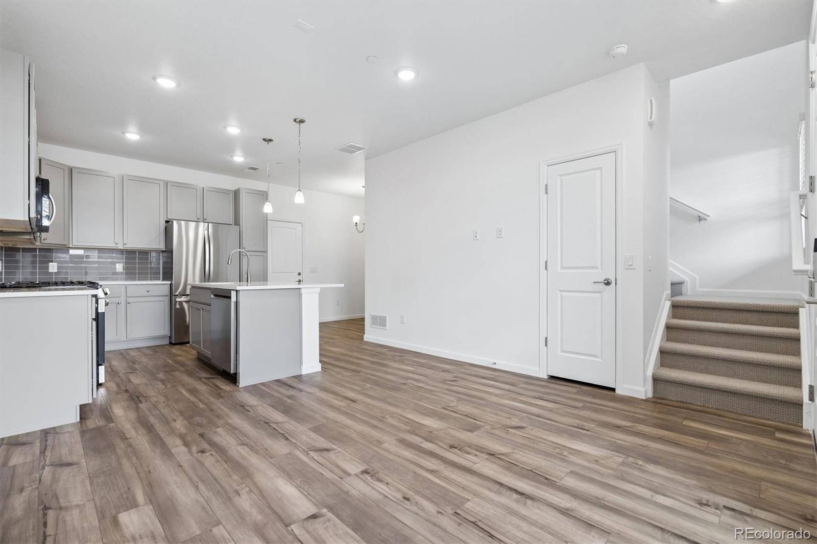 6690 Merseyside LN, Castle Pines, CO 80108