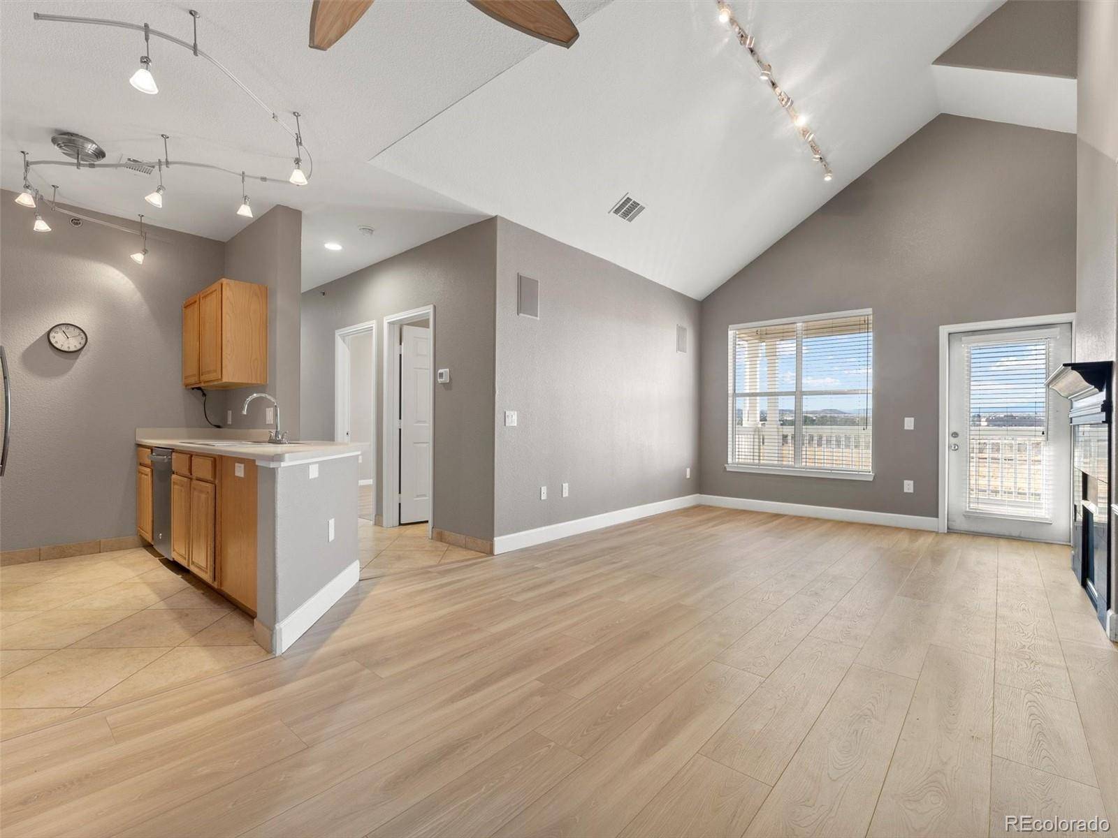 6017 Castlegate DR #F36, Castle Rock, CO 80108
