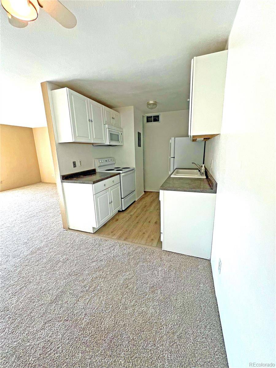 10211 Ura LN #2-208, Thornton, CO 80260