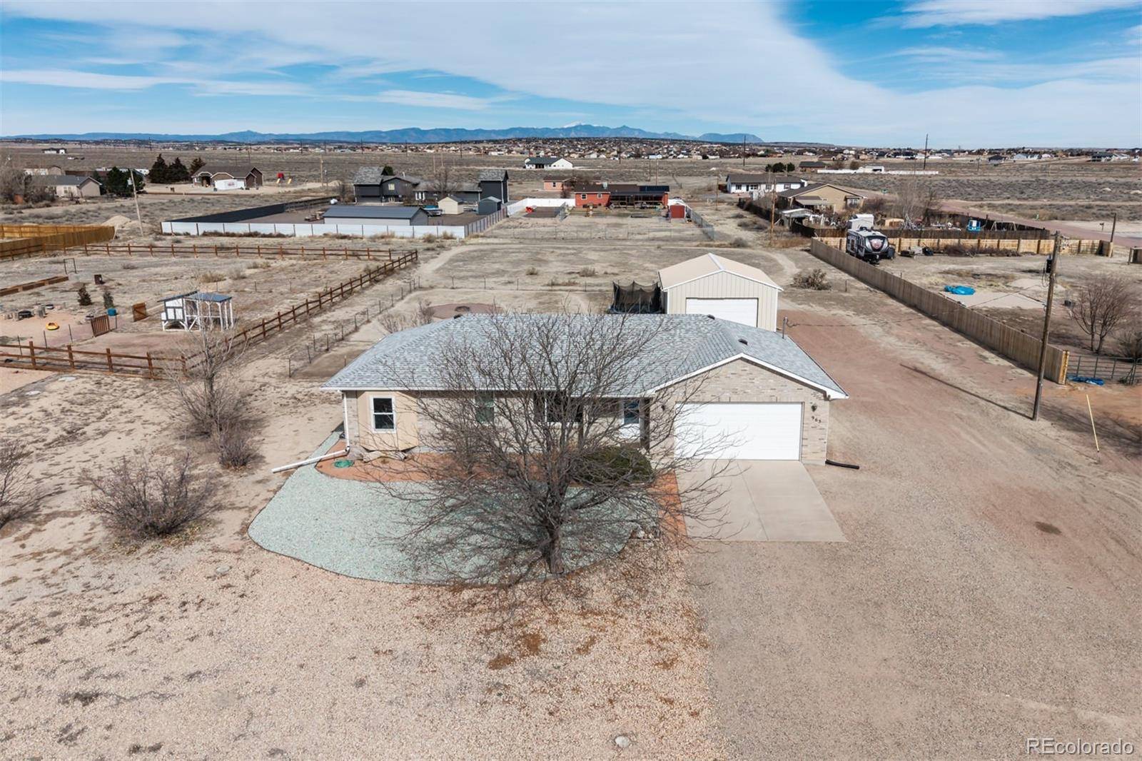 965 N Cimarron DR, Pueblo, CO 81007