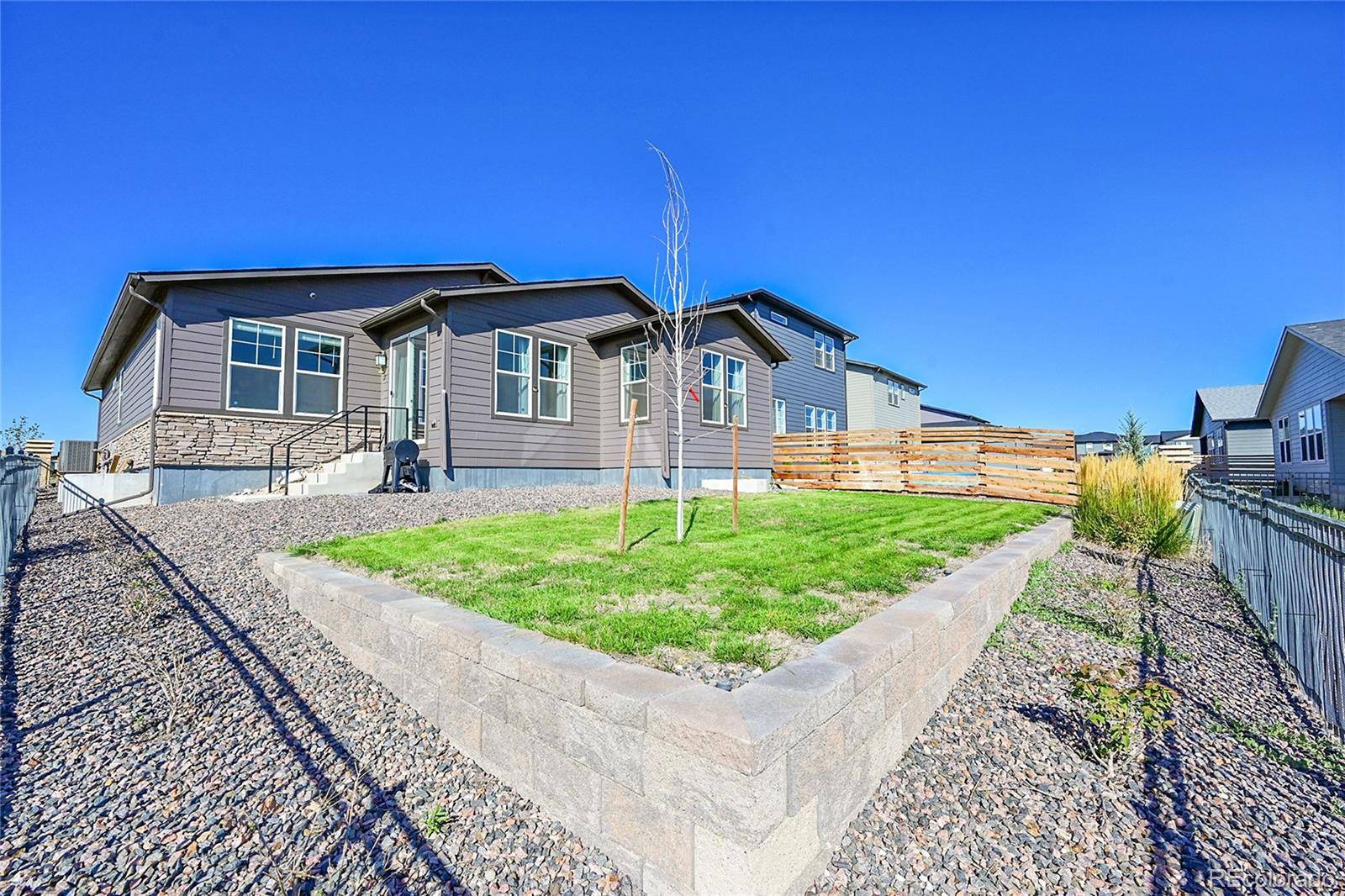 23642 E 40th AVE, Aurora, CO 80019