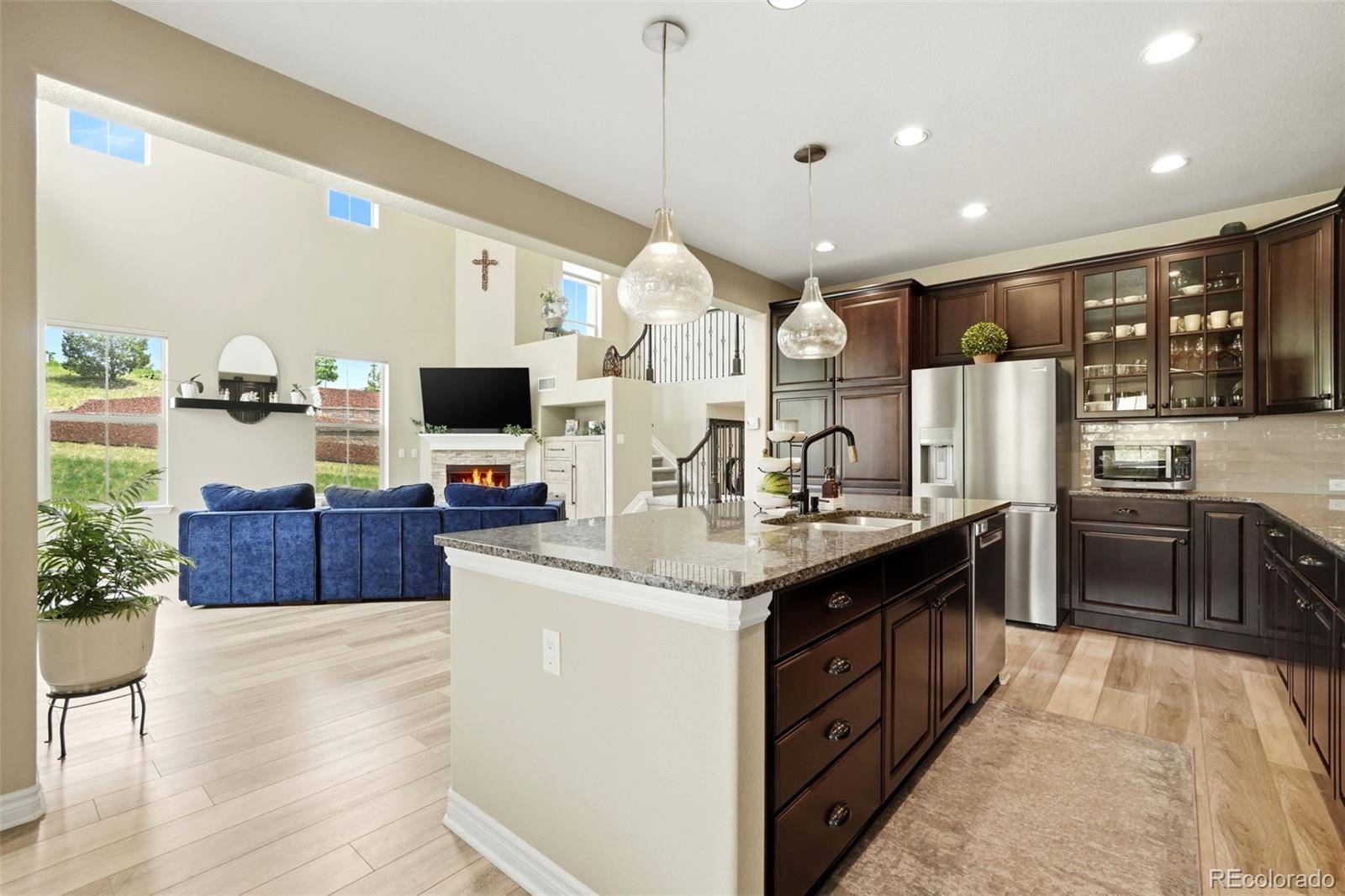 9274 Viaggio WAY, Highlands Ranch, CO 80126