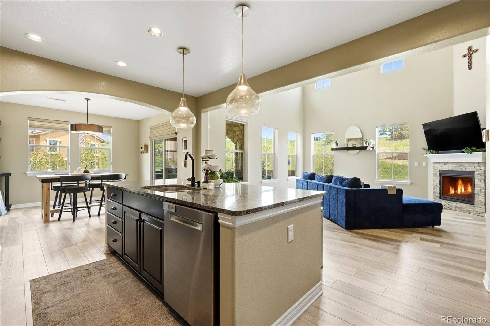9274 Viaggio WAY, Highlands Ranch, CO 80126