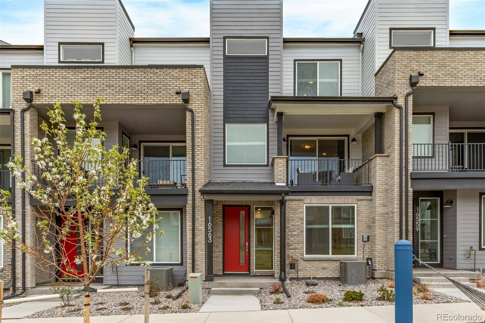 16563 Peak WAY, Broomfield, CO 80023