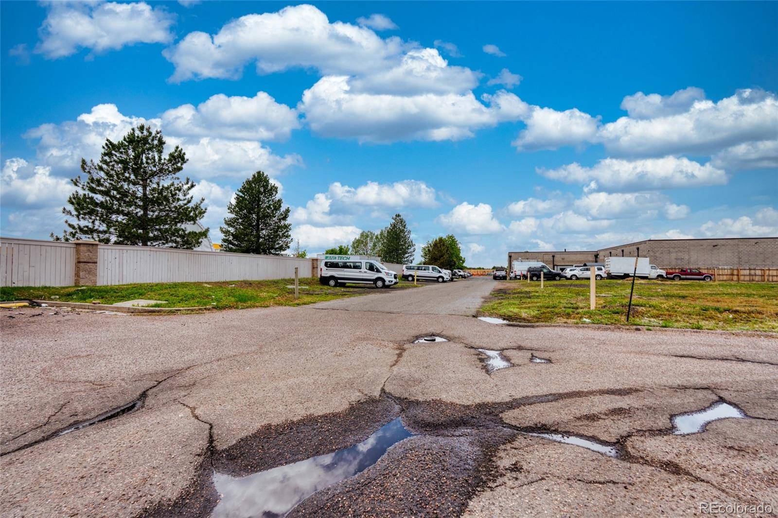 15950 E 6th AVE, Aurora, CO 80011
