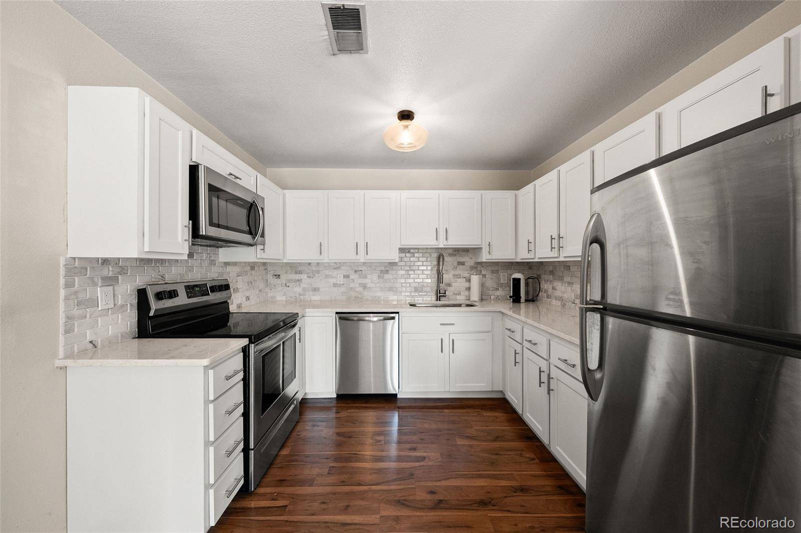 7096 E Dry Creek CIR, Centennial, CO 80112