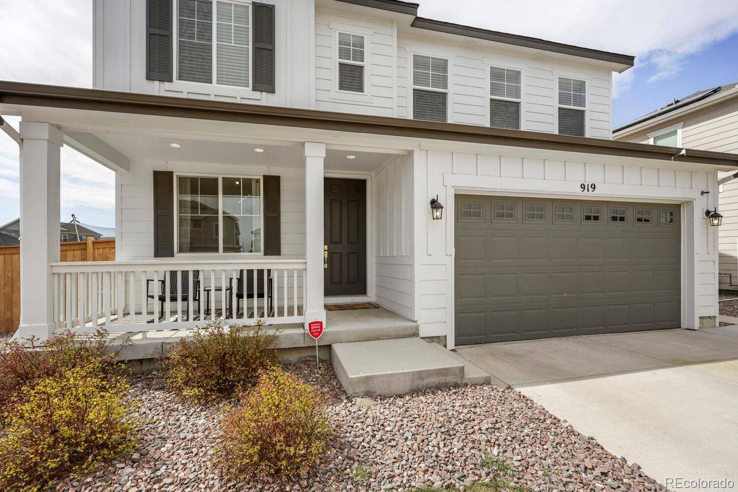 919 N Undergrove WAY, Aurora, CO 80018