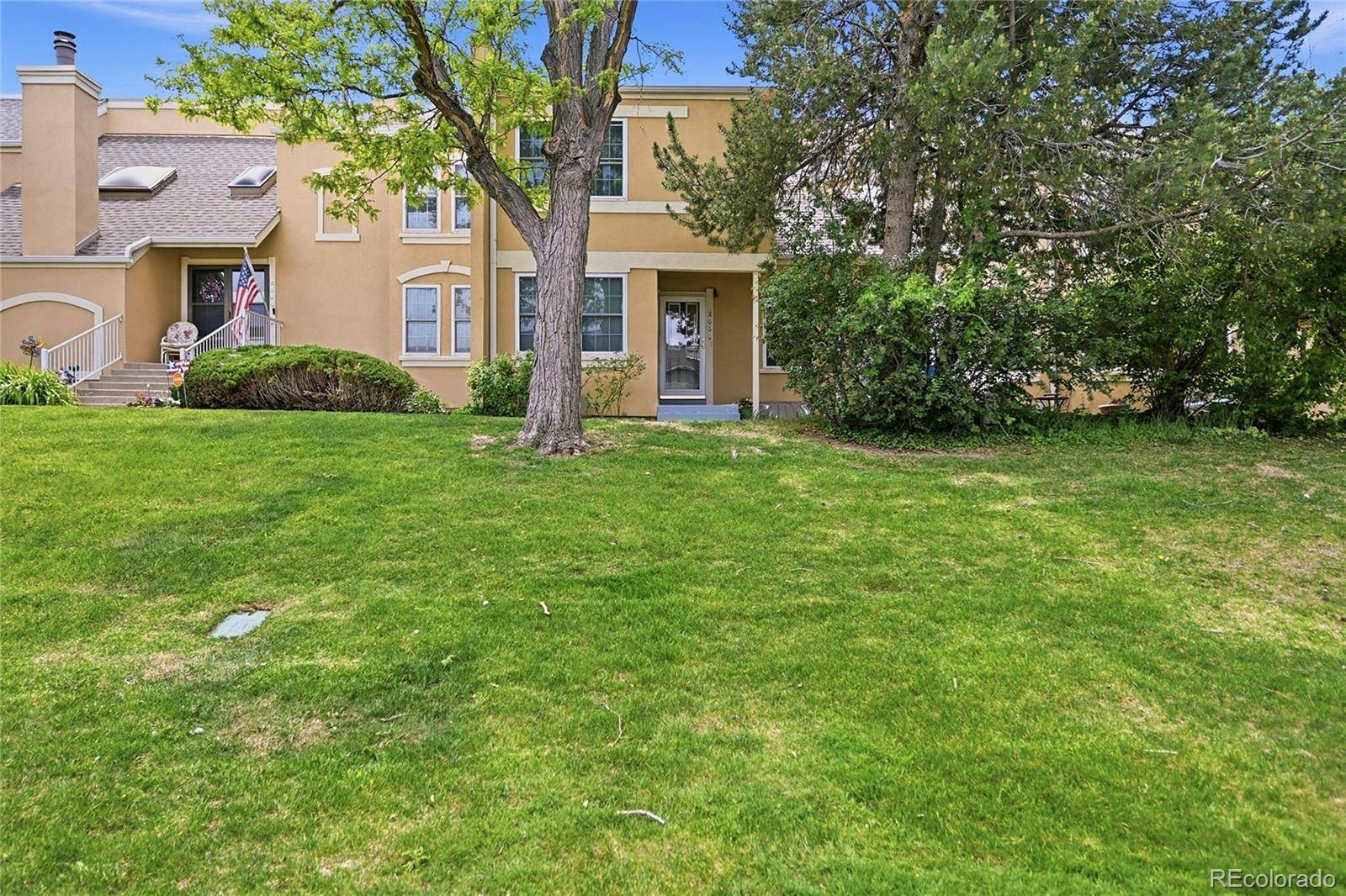 2858 S Vaughn WAY, Aurora, CO 80014