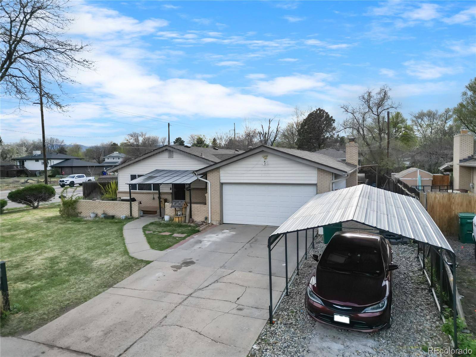 1093 S Holland ST, Lakewood, CO 80226