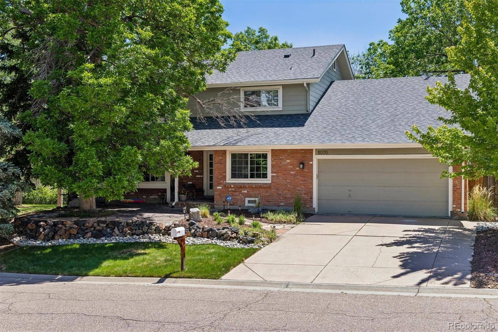 8070 S Monaco CIR, Centennial, CO 80112