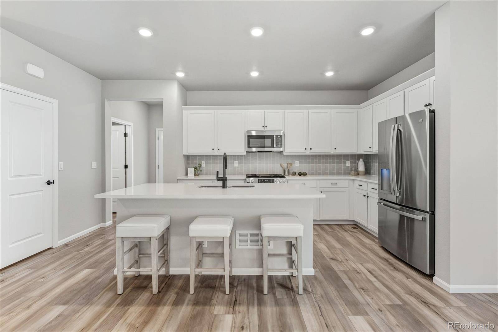 21041 E 63rd DR, Aurora, CO 80019