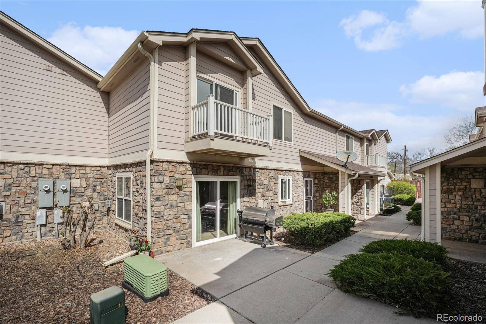 1565 Roseanna DR, Northglenn, CO 80234