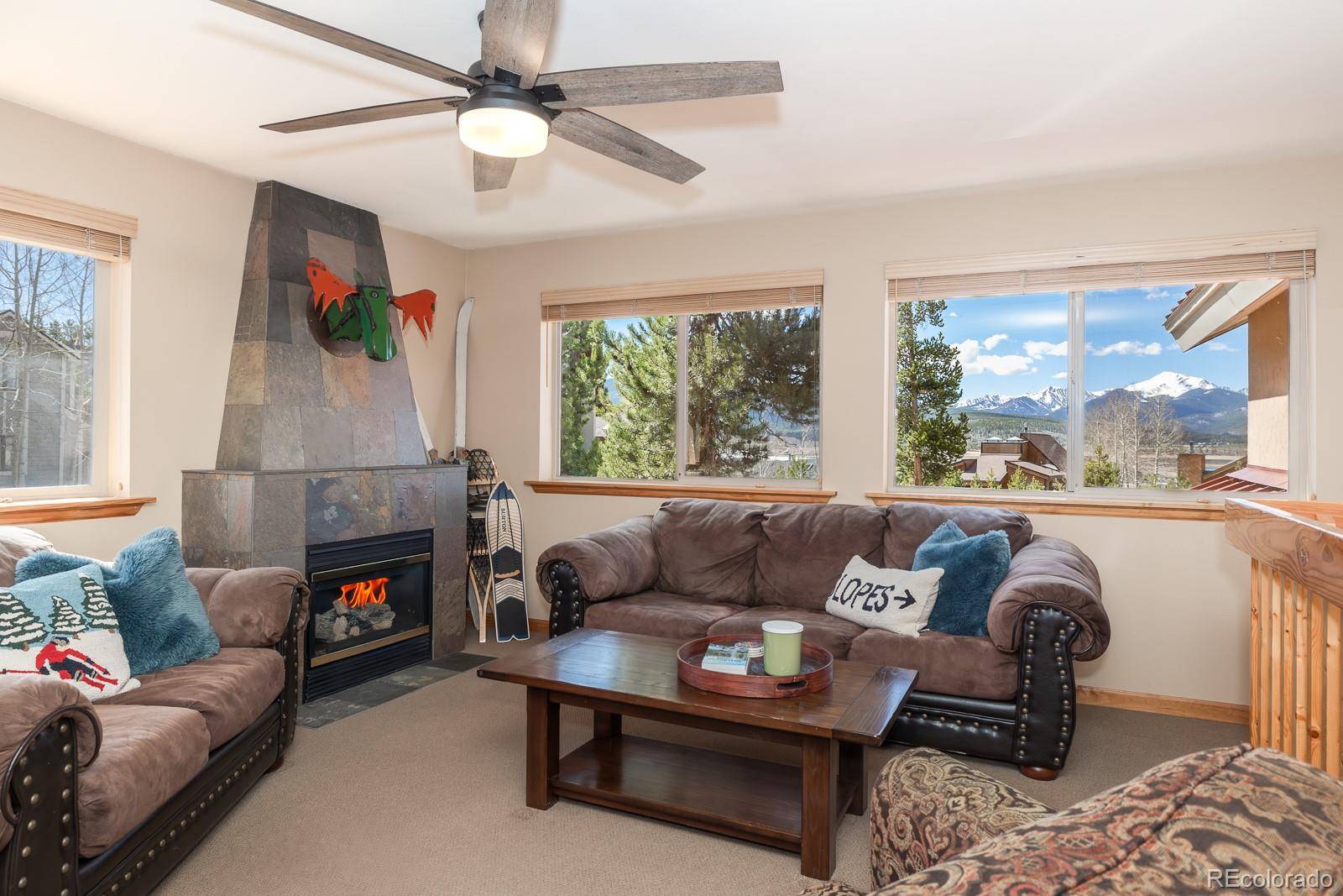 813 Ermine LN, Fraser, CO 80442