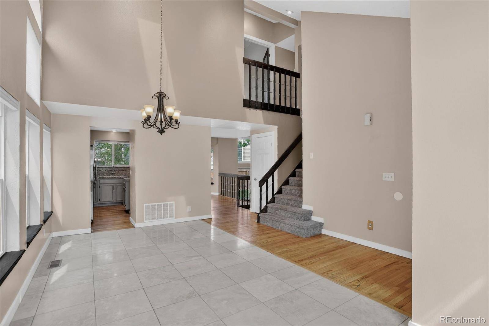 8237 S Ogden CIR, Littleton, CO 80122