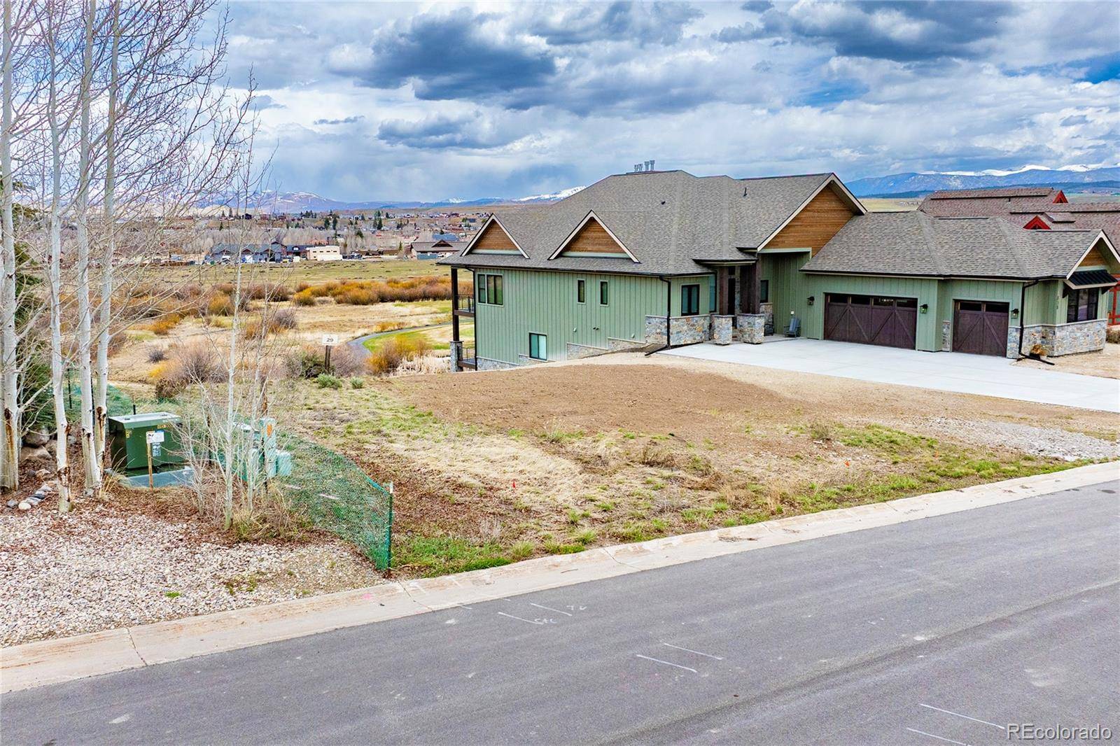 844 Saddle Ridge CIR, Granby, CO 80446