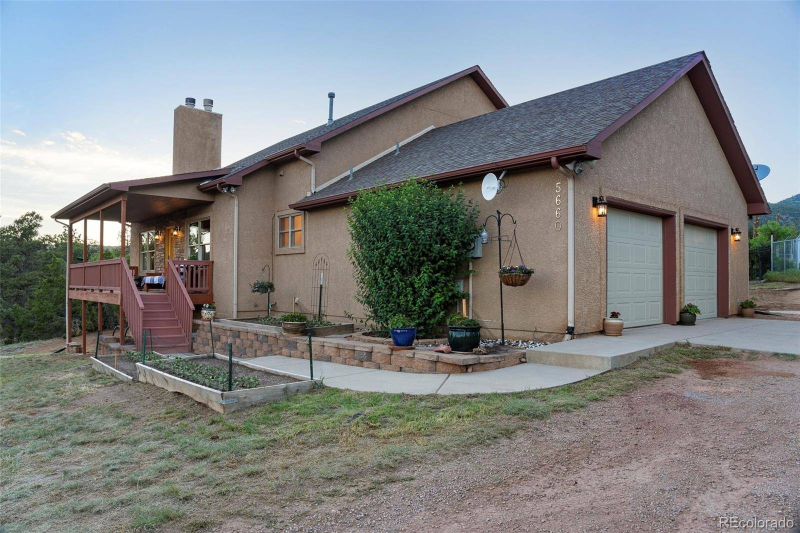 5660 Sandy Creek HTS, Colorado Springs, CO 80926