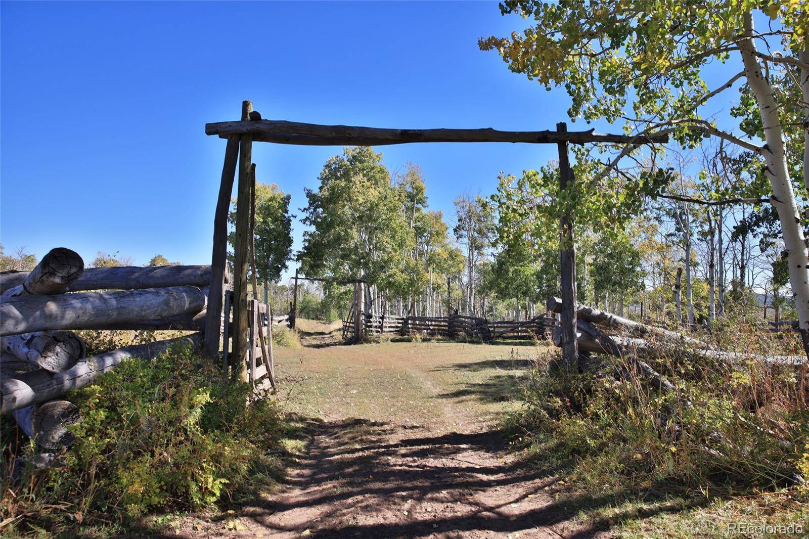 2586 26 1/10 RD, Gateway, CO 81522