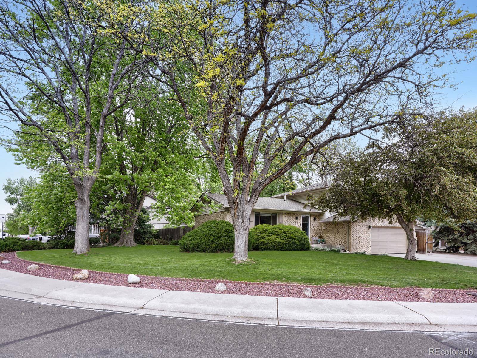 9093 W Warren DR, Lakewood, CO 80227