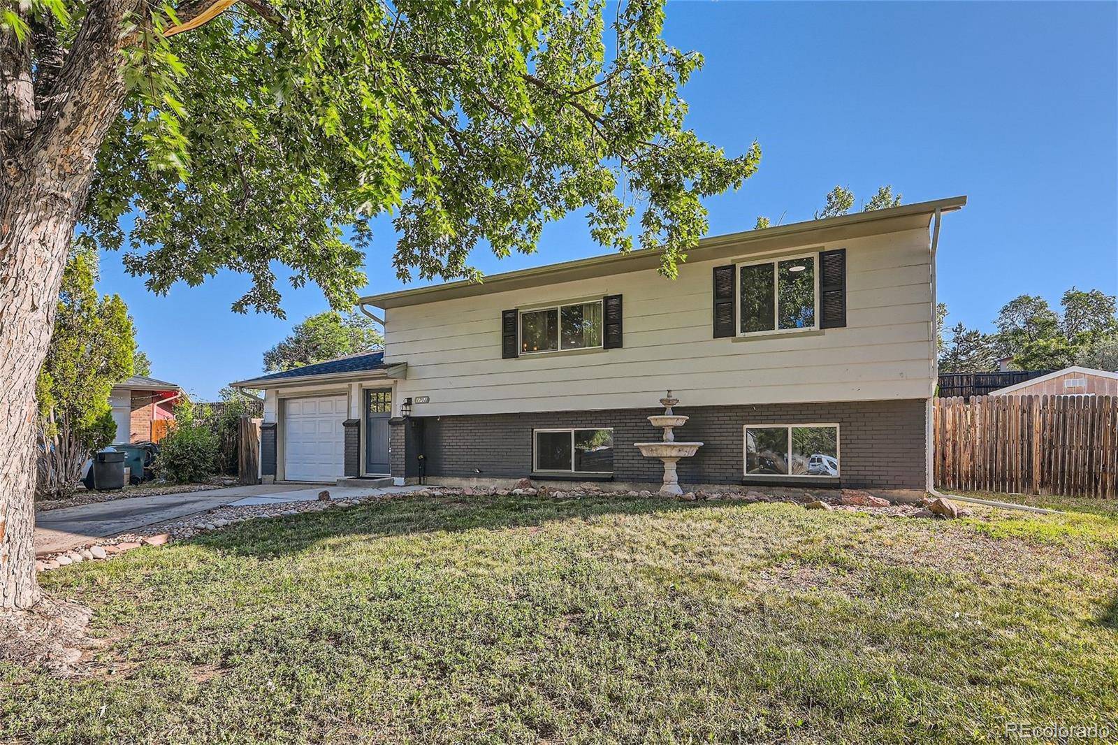 1702 S Naples ST, Aurora, CO 80017