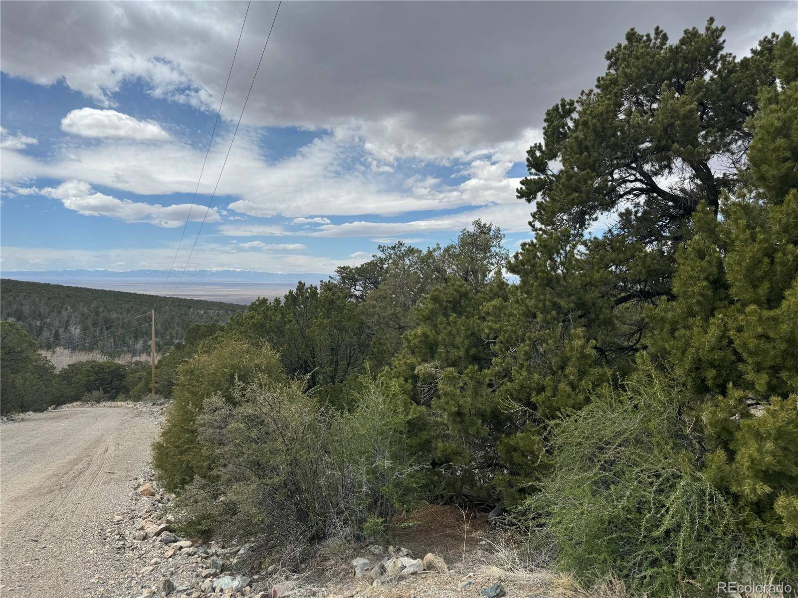 338 Cedar Ridge RD, Mosca, CO 81146
